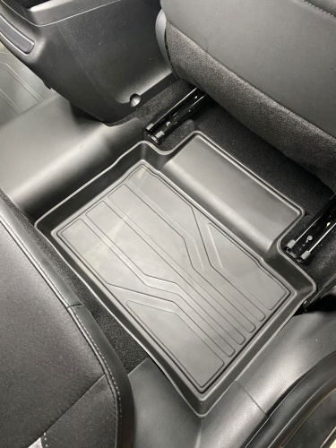 Коврики резиновые 3D LUX для Lada Vesta SD/SW/SW Cross (2015-н.в.)