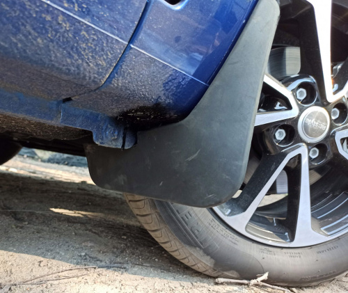 Брызговики резиновые для Lada Vesta SD/SW/SW Cross (2015-н.в.) Передние