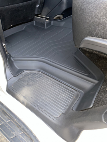 Коврики резиновые 3D LUX для Mitsubishi Pajero (2006-);(2014-н.в.)