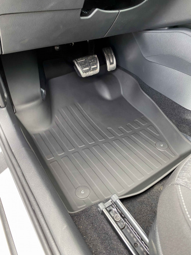 Коврики резиновые 3D LUX для Skoda Rapid (2012-н.в.)