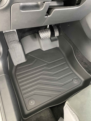 Коврики резиновые 3D LUX для Skoda Karoq (2017-н.в.)