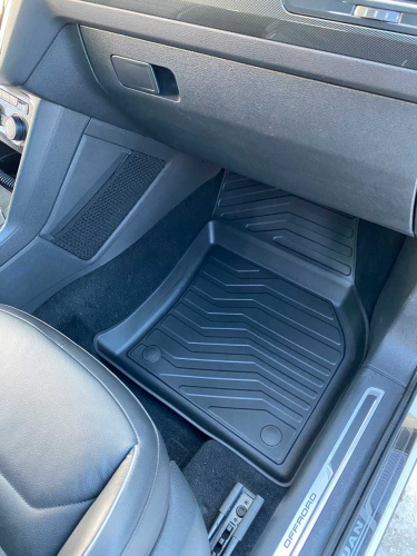 Коврики резиновые 3D LUX для Volkswagen Tiguan II (2016-н.в.)