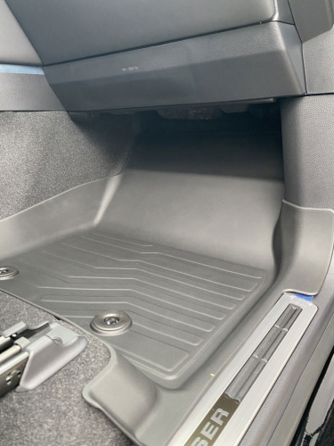 Коврики резиновые 3D LUX для Toyota LC 300 (2021-н.в.) Передние