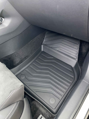 Коврики резиновые 3D LUX для Skoda Karoq (2017-н.в.)