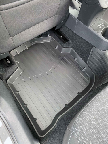 Коврики резиновые 3D LUX для Skoda Rapid (2012-н.в.)
