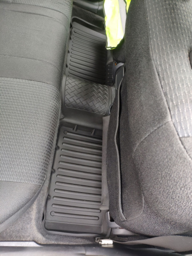 Коврики резиновые 3D PREMIUM для Toyota Corolla IX SD/HB/UN (2001-2007)